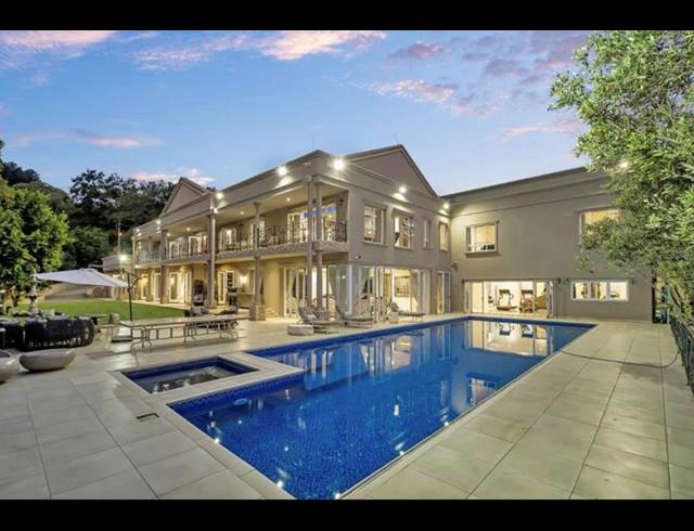 7 BEDROOM HOUSE FOR SALE IN HYDE PARK